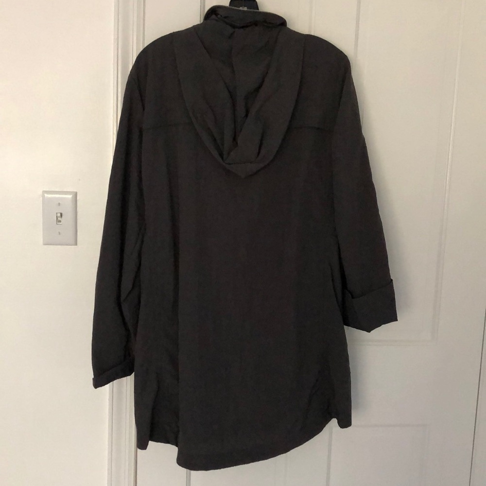 Jacket - Picture 3 of 7